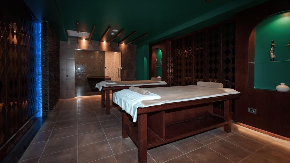Midtown Hotel Baku Eksteriør bilde