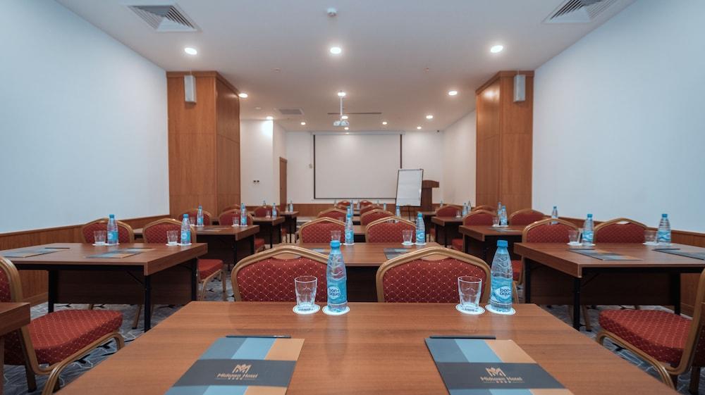 Midtown Hotel Baku Eksteriør bilde