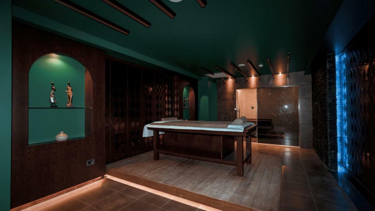 Midtown Hotel Baku Eksteriør bilde