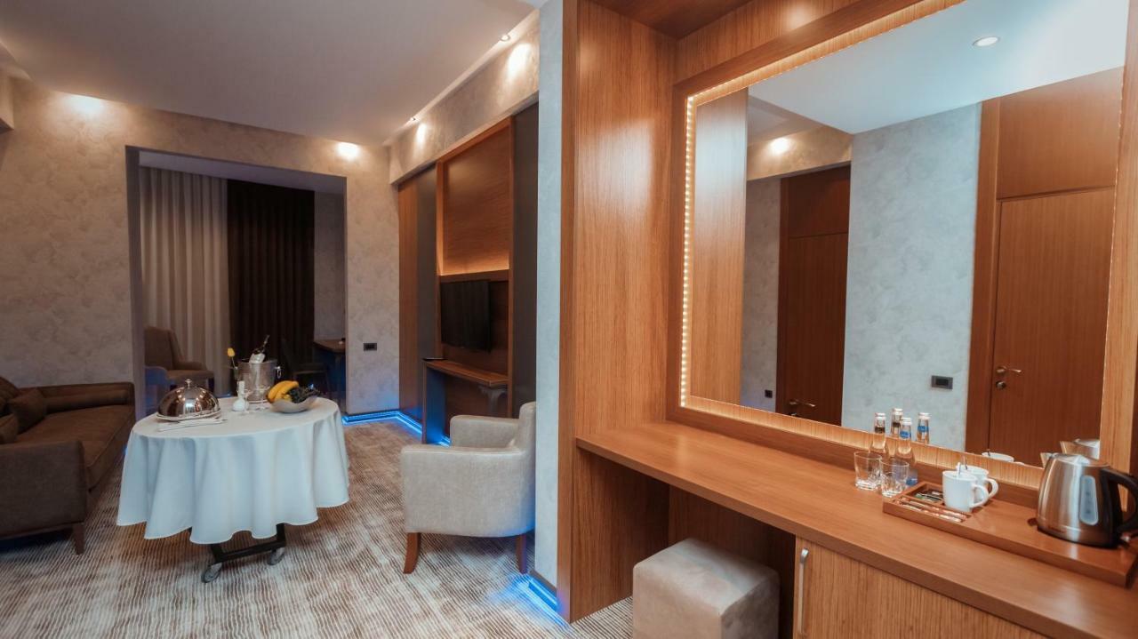Midtown Hotel Baku Eksteriør bilde